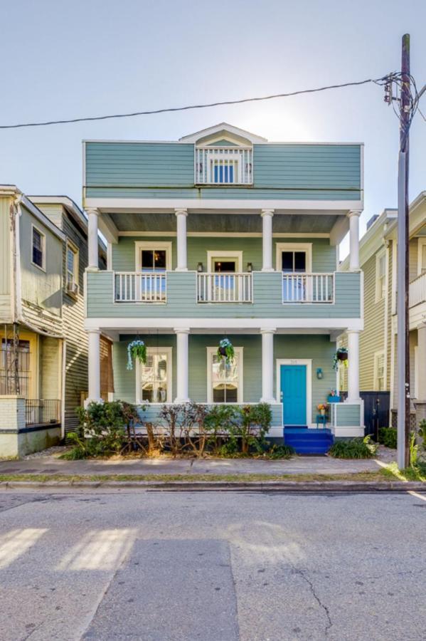 Walk Score 90!!-Historic Downtown District-2 Blocks To Famous Forsyth Park- Huge Private Patio-Private Parking Savannah Buitenkant foto